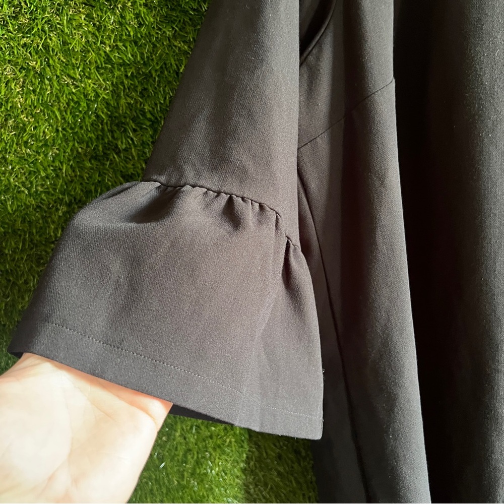 City Chic XL 22 Ruffle Sleeve Dress Plus Curvy - Picture 5 of 9